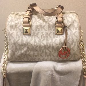 LOVED | Michael Kors Grayson Medium Satchel